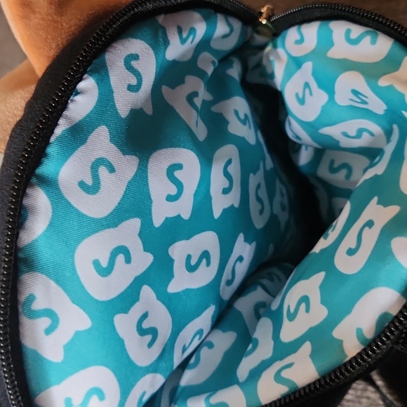 Squishmallows Camithe Calico Cat Backpack - Picture 3 of 3